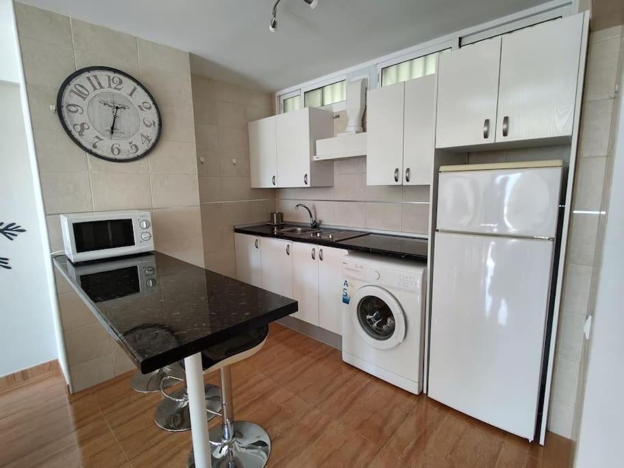 Piscis Beach Apartment Benalmádena Eksteriør bilde
